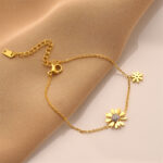 New 18K Daisy Bracelet for Women, Gold Bracelet, Colorfast, Luxury, Niche Design Jewelry - Image 3