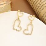 18K Heart Earrings - Luxury, Niche Style, High-End, Simple, Elegant, Trendy Design, Exquisite and Small. - Image 7
