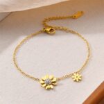 New 18K Daisy Bracelet for Women, Gold Bracelet, Colorfast, Luxury, Niche Design Jewelry - Image 7